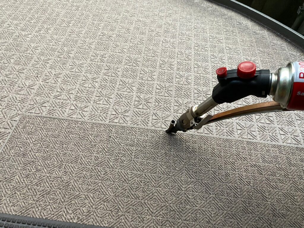 鉄階段　防水　長尺シート　　ライスター