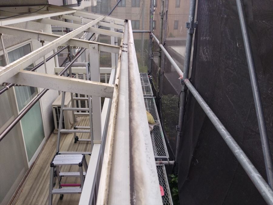 DCP PHOTO - 塗装職人・東京店 雨樋の掃除後