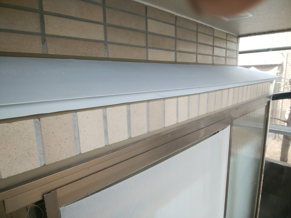 setagaya-renovation-35 庇スチール部の塗装工程
